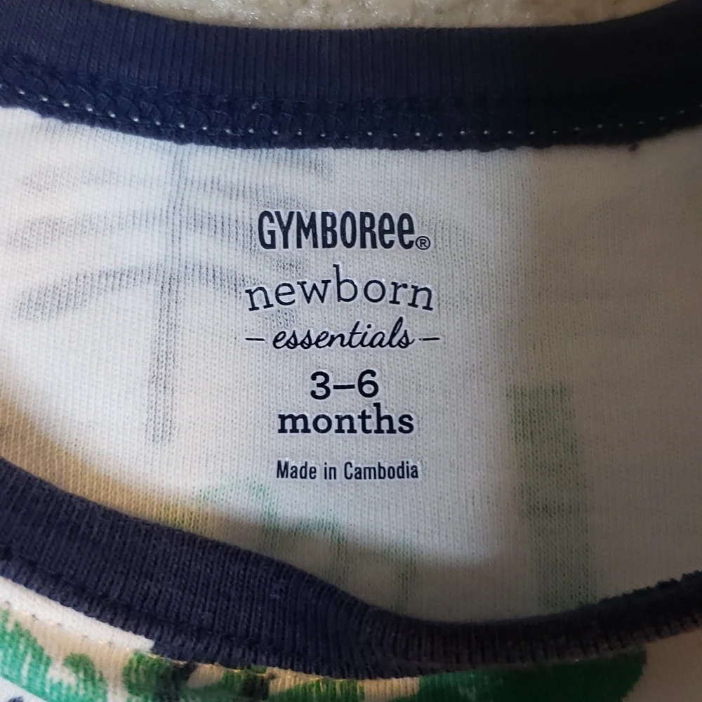 Gymboree NWOT Newborn Essentials Jungle Animals One Piece Romper Sz 3-6M